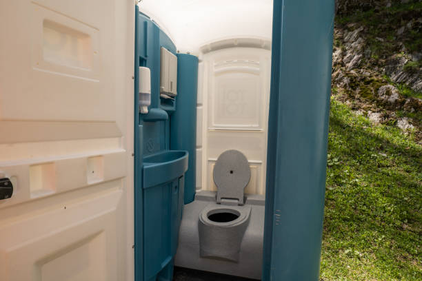 Affordable portable toilet rental in Warner, OK
